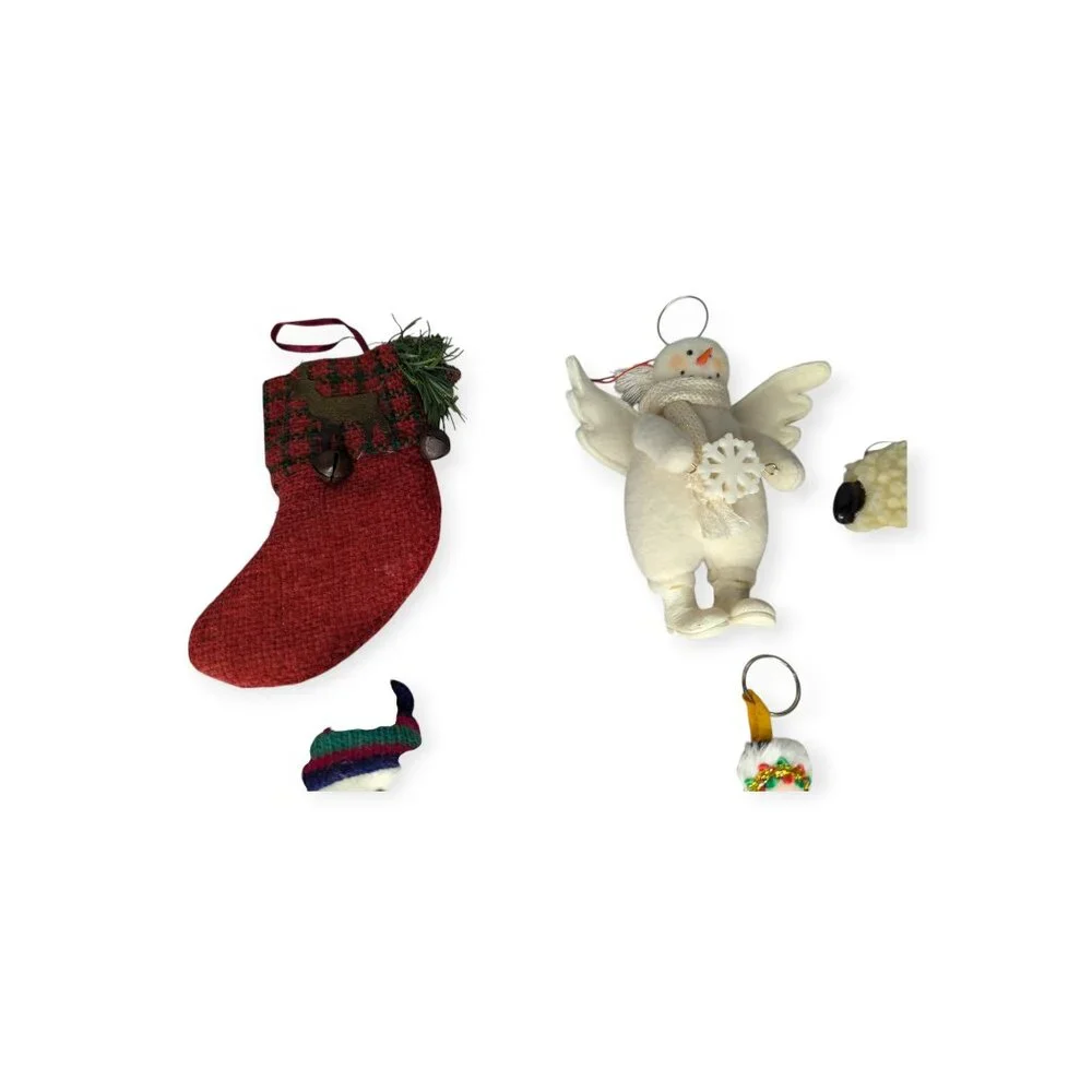Group of 6 Christmas Ornaments